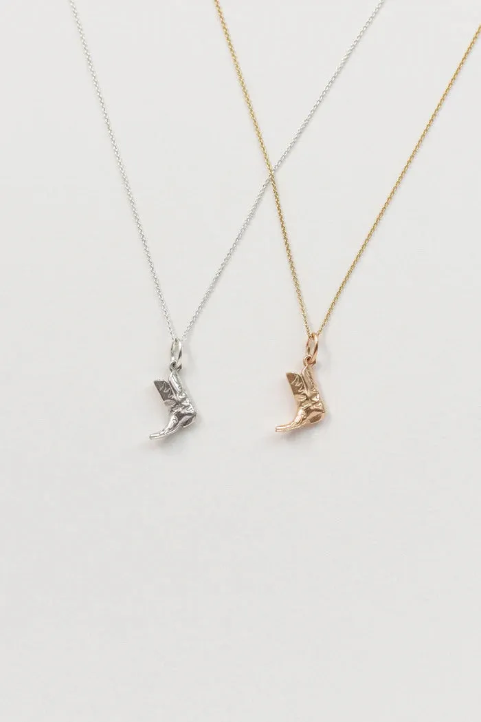 AIDA IMPACT Bigger Boot Mini Silver Necklace