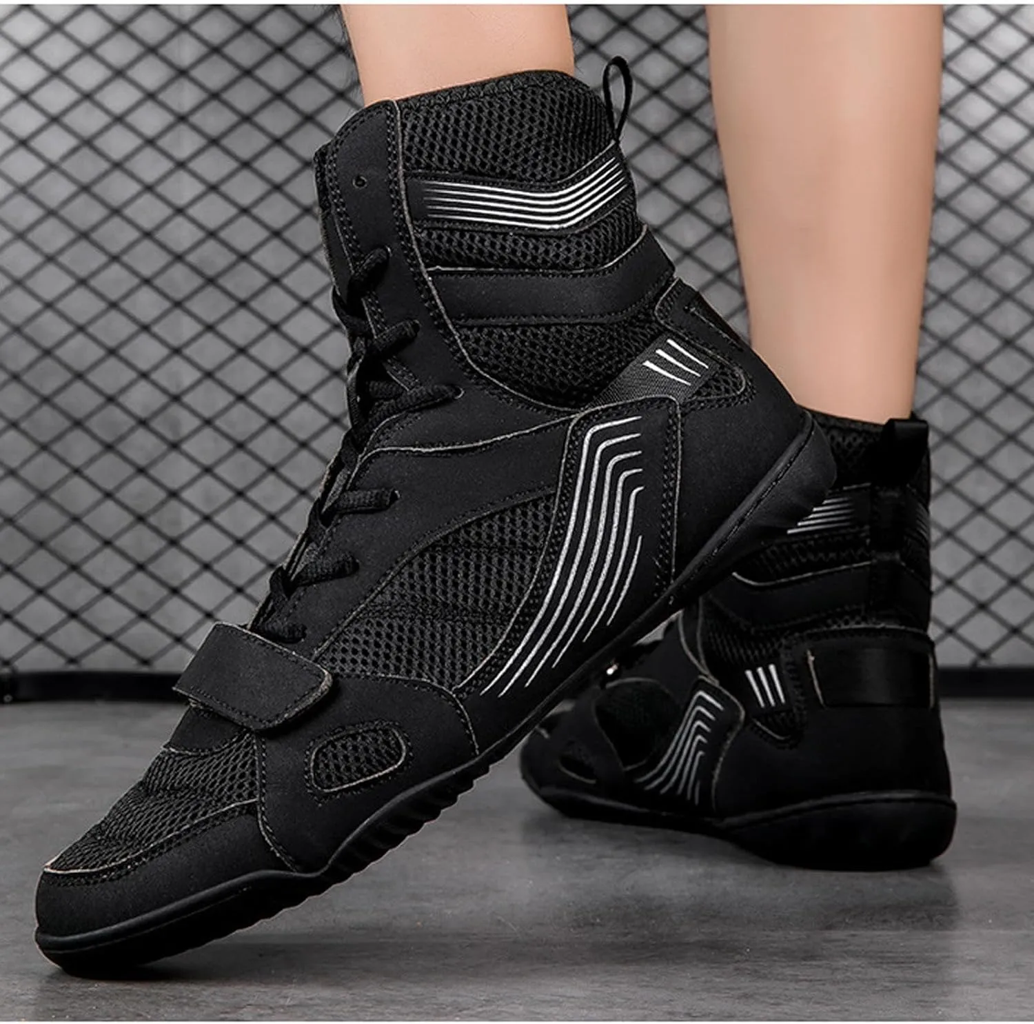 Boxing Shoes Men's Wrestling Shoes Breathable Indoor Fitness Combat Boxers Trainer Boxing Shoes, Anti Slip Wear-resistant Martial Arts Boots