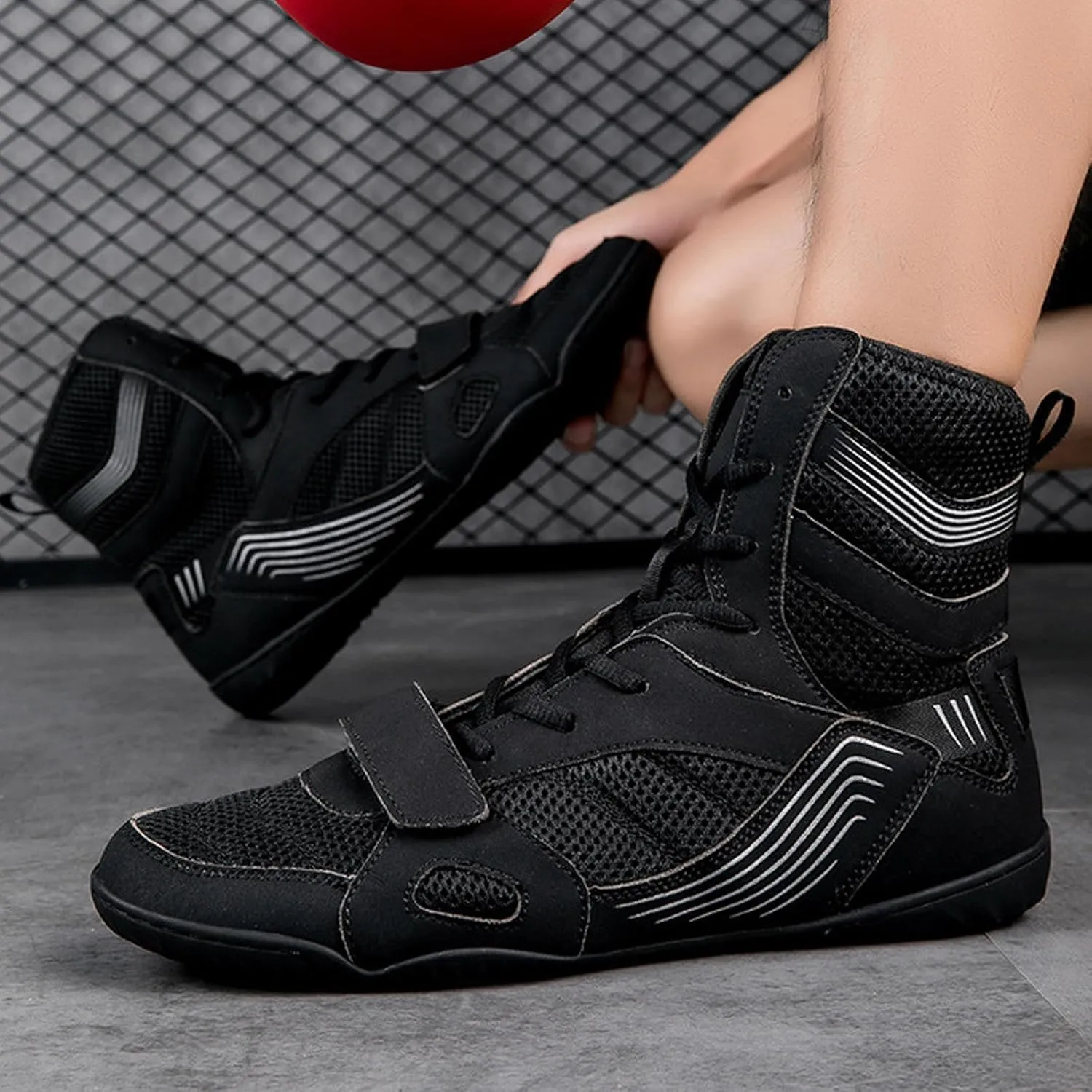 Boxing Shoes Men's Wrestling Shoes Breathable Indoor Fitness Combat Boxers Trainer Boxing Shoes, Anti Slip Wear-resistant Martial Arts Boots