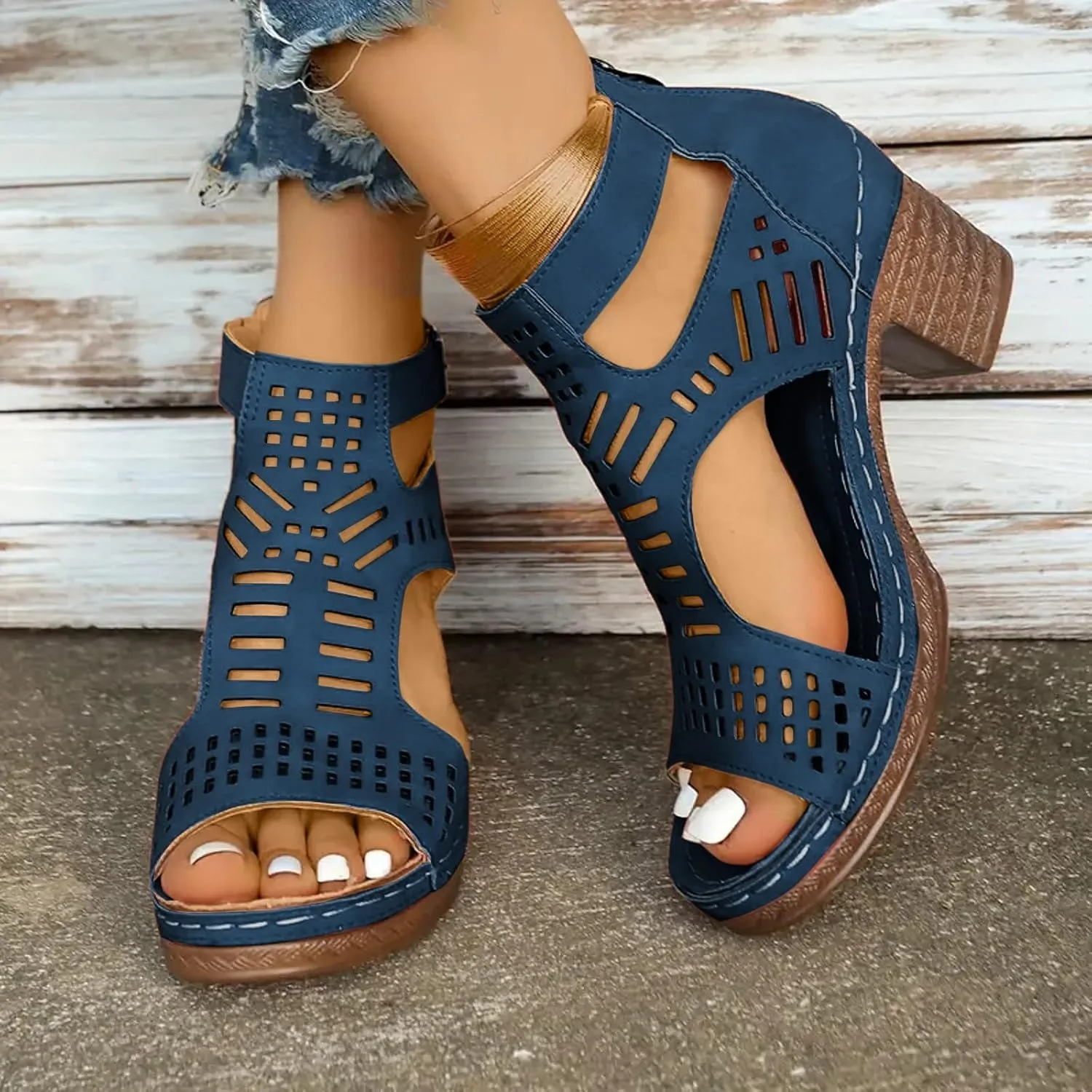 Chunky Heels for Women Wide Feet Dressy Summer Comfortable Platform Wedges Open Toe Ankle Strap Low Heel Sandals Breathable Hollow Out Block Heels Dress Sandals for Work Dating Party