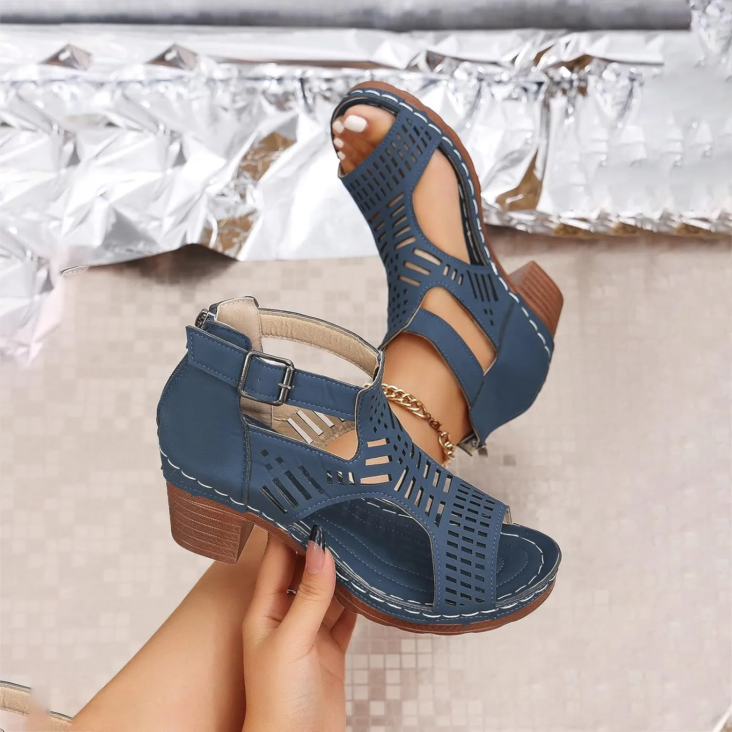Chunky Heels for Women Wide Feet Dressy Summer Comfortable Platform Wedges Open Toe Ankle Strap Low Heel Sandals Breathable Hollow Out Block Heels Dress Sandals for Work Dating Party