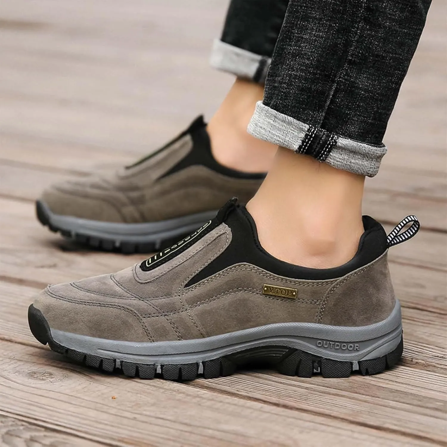 Men's Fashion Outdoor Loafers Non-Slip Wear-Resistant Waterproof Sports Shoes Round Toe Comfortable Breathable Casual Shoes
