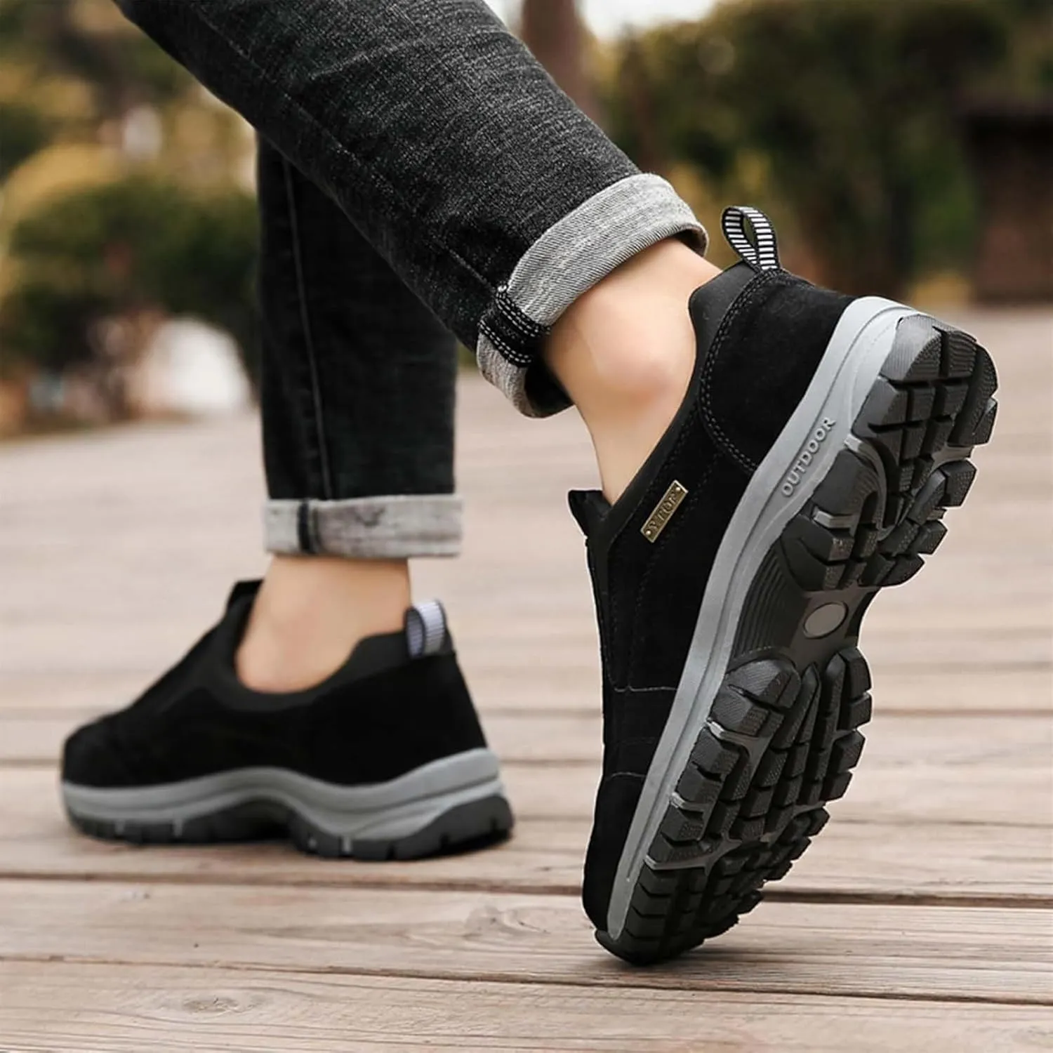 Men's Fashion Outdoor Loafers Non-Slip Wear-Resistant Waterproof Sports Shoes Round Toe Comfortable Breathable Casual Shoes