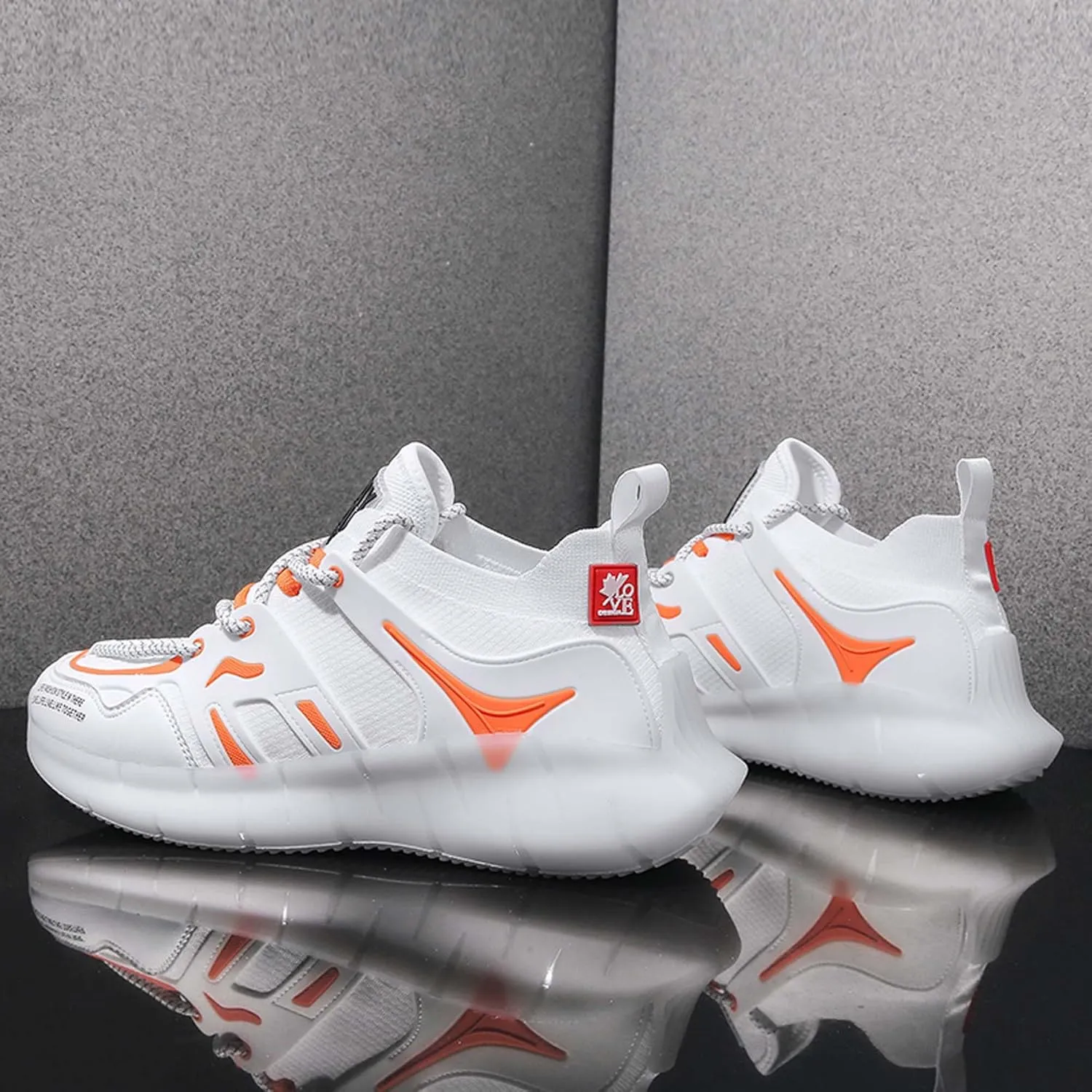 Men's Running Shoes Tennis Sneakers Breathable Lightweight Sports Walking Shoes Non-Slip Comfortable Gym Sports Jogging Shoes Outdoor Fashion Casual Shoes