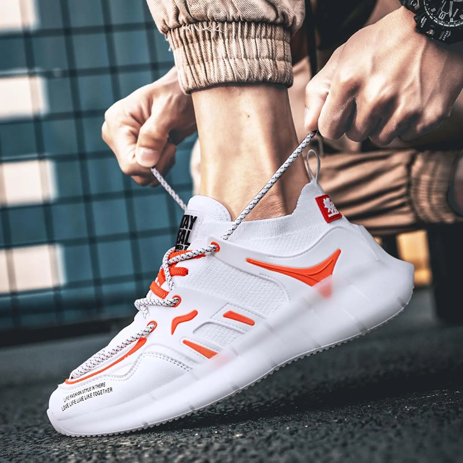 Men's Running Shoes Tennis Sneakers Breathable Lightweight Sports Walking Shoes Non-Slip Comfortable Gym Sports Jogging Shoes Outdoor Fashion Casual Shoes