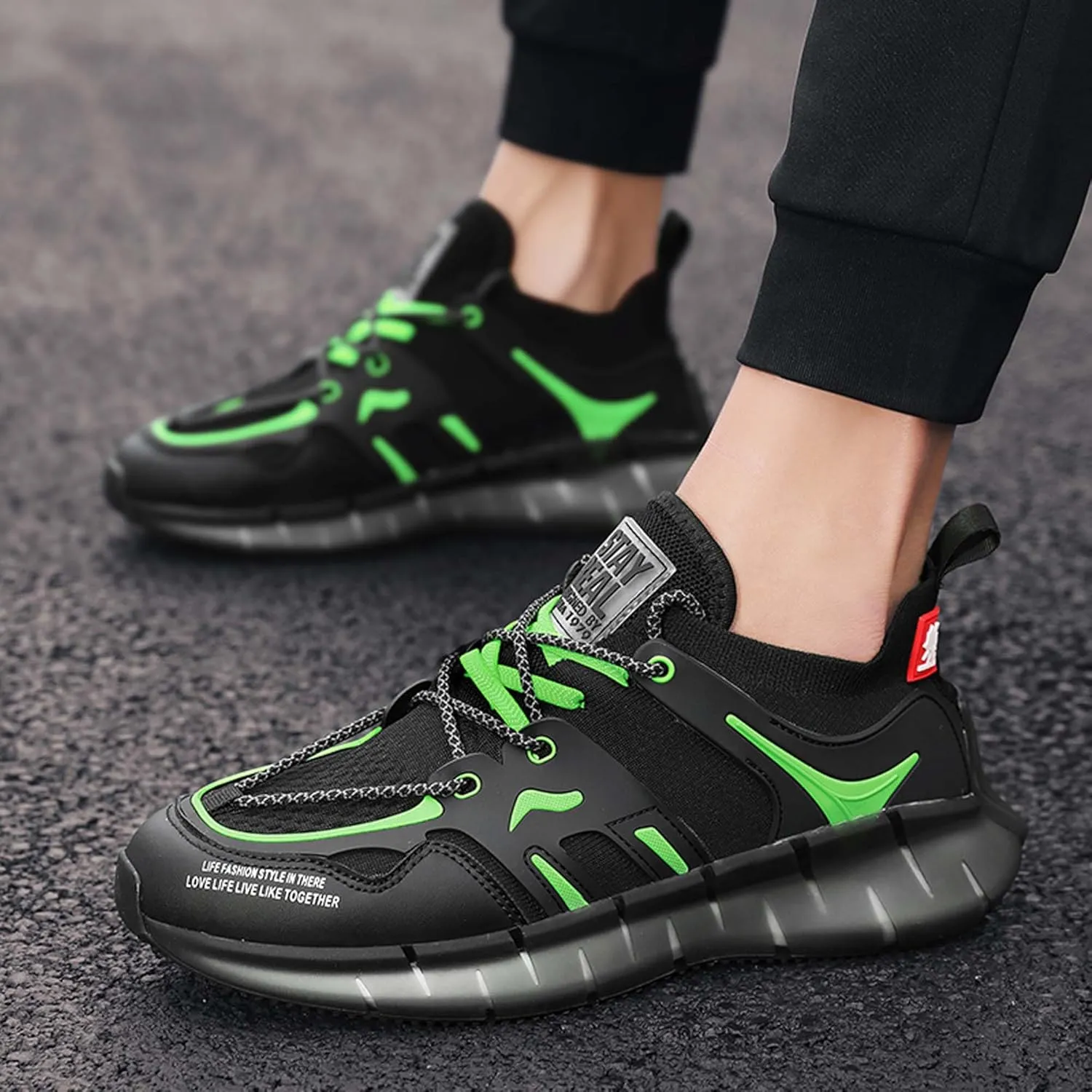 Men's Running Shoes Tennis Sneakers Breathable Lightweight Sports Walking Shoes Non-Slip Comfortable Gym Sports Jogging Shoes Outdoor Fashion Casual Shoes